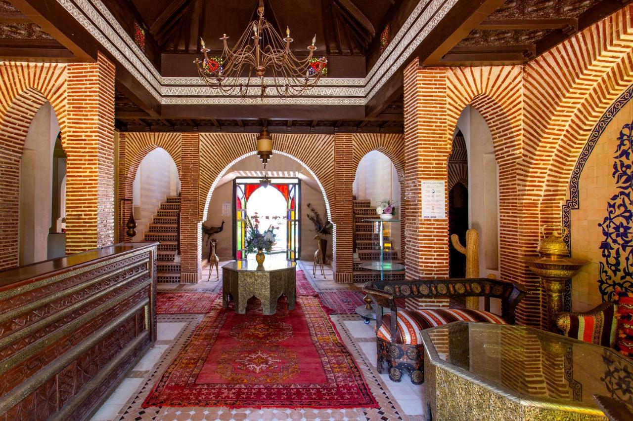 Palais Ghiat Bed & Breakfast Sidi Abdallah Ghiat Exterior photo