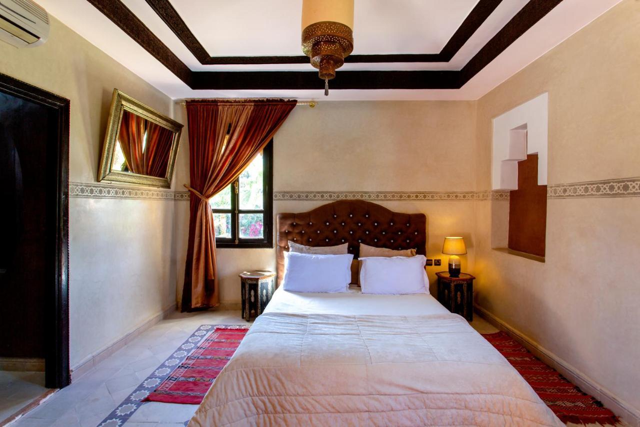 Palais Ghiat Bed & Breakfast Sidi Abdallah Ghiat Exterior photo